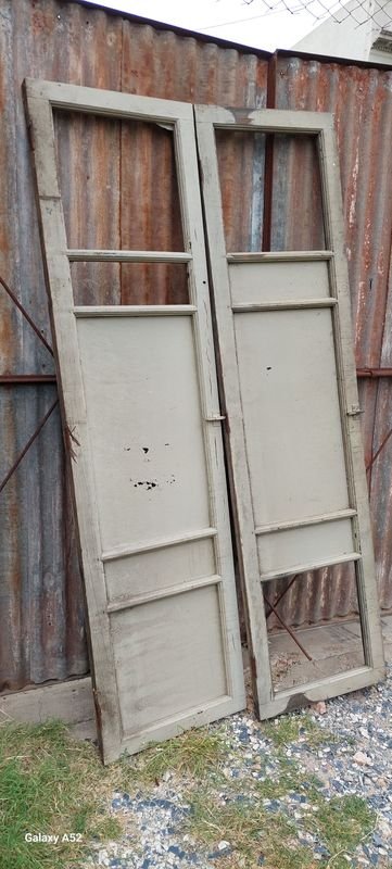 Item 900859 - Image 1