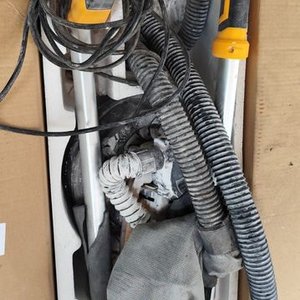 Lijadora de Yeso Eléctrica con Manguera y Bolsa de Polvo - imagen 2