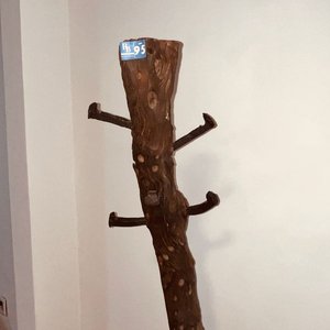 Perchero Rústico de Madera con Base de Disco de Arado y 5 Clavos - imagen 4