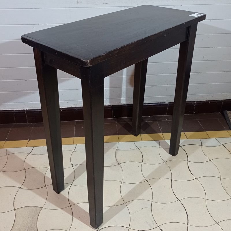 Mesa auxiliar de madera para hogar - imagen 2