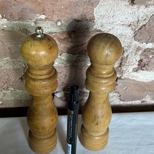 Juego de Salero y Pimentero de Madera Vintage - imagen 2