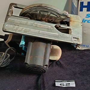 Sierra Circular Eléctrica Hyundai con Caja Original - imagen 3