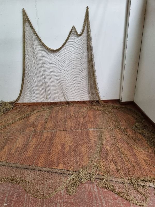 Red de Pesca Antigua de Fibra Natural - Decoración Náutica Vintage (380x300cm)
