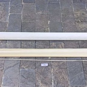 Lote anterior: Dos Cortinas de Enrollar Paloma con Mecanismo y Cadena
