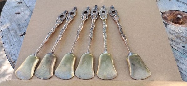Cucharitas de postre de bronce ornamentadas - imagen 4