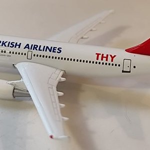 Lote anterior: Maqueta Avión Airbus A310-300 Turkish Airlines Escala 1/500 Herpa