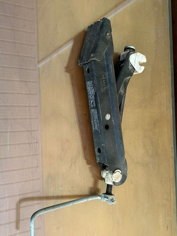 Item 889373 - Image 0