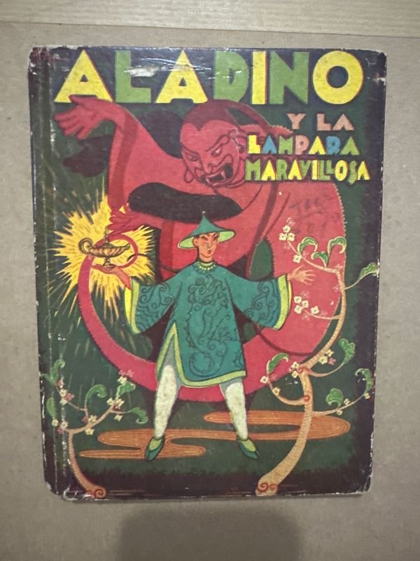 Libro "Aladino y la Lámpara Maravillosa" Ilustrado