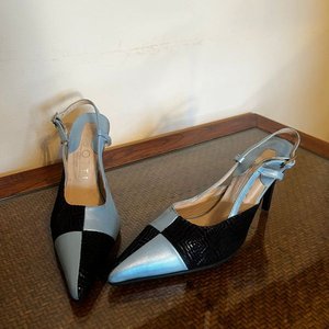 Zapatos de Fiesta Stiletto Botti Talle 36 Negro y Celeste - imagen 5