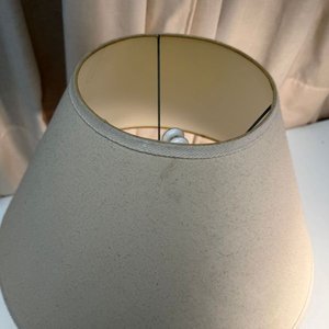 Lámpara de Mesa Decorativa con Medidor de Presión en Bronce - imagen 5