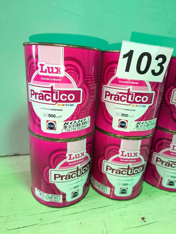 Latas de esmalte brilhante en rosa - imagen 2