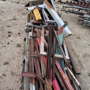 Lote siguiente: Lote de Perfiles Metálicos y Materiales de Construcción