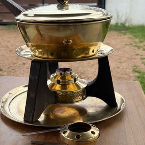 Fondeau de Bronce Pulido con Quemador y Bandeja - imagen 3
