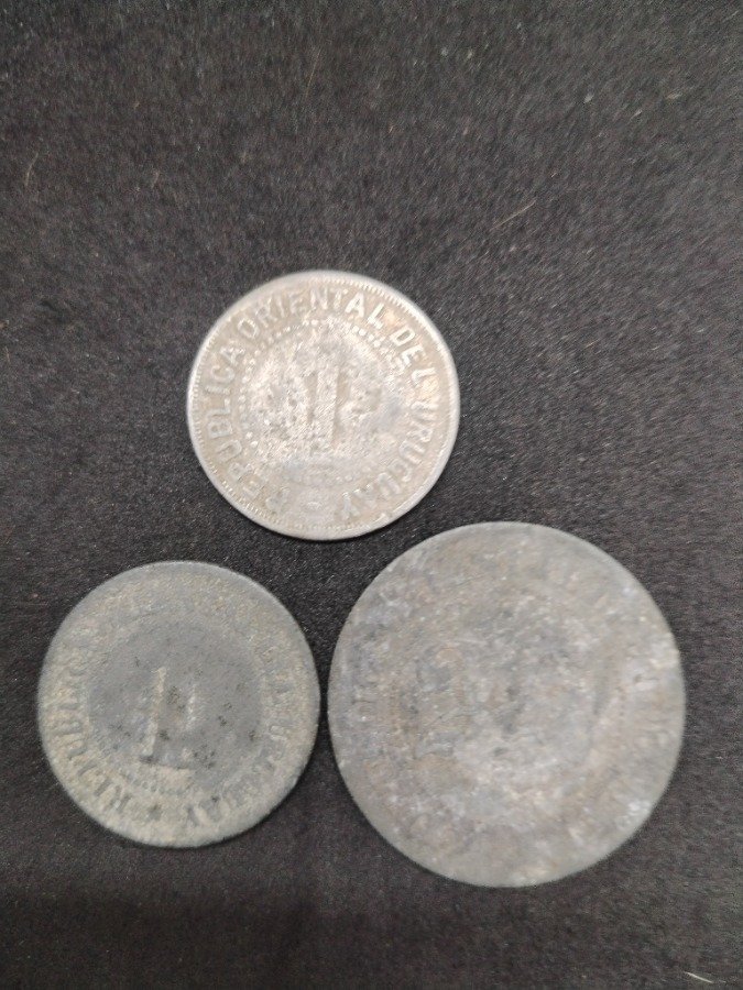 Lote de 3 Fichas de Estancia Uruguayas con Marca de Ganado "M"
