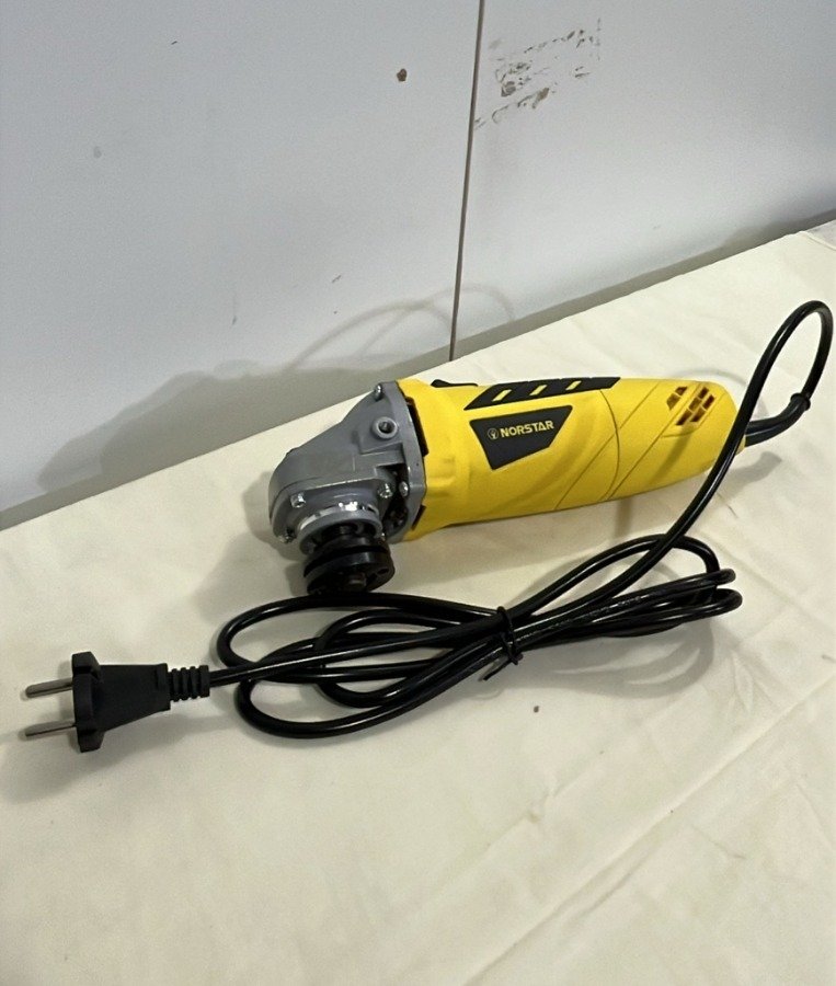 Amoladora angular Norstar Nor404A de 600W - imagen 3
