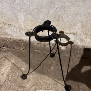 Macetero o Soporte de Hierro Forjado - imagen 2