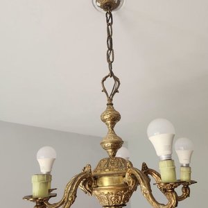 Lámpara de Colgar de Bronce con 4 Picos de Luz Estilo Clásico - imagen 3