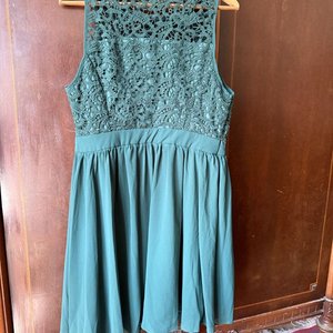 Vestido SHEIN Curve Verde Esmeralda Talla 0XL con Encaje - imagen 5