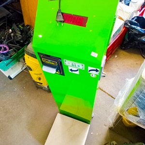 Balanza Comercial de Pie Verde con Aceptador de Billetes y Monedas - imagen 2