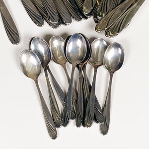 Conjunto de 36 Cubiertos WMF: Cucharitas, Tenedores y Cuchillos de Metal - imagen 3