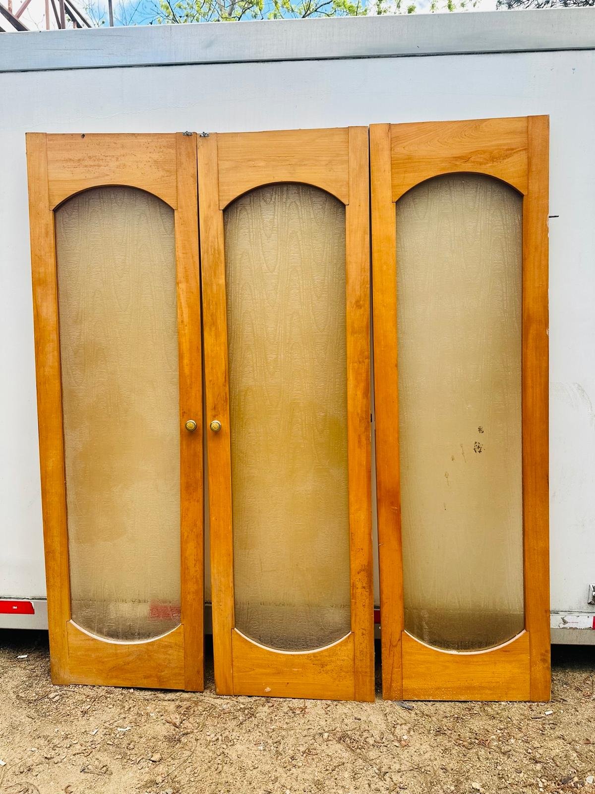 3 Hojas de Puerta de Placard con Vidrios