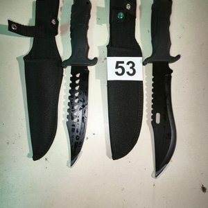 Juego de 2 Puñales Tácticos con Funda Negra - imagen 2