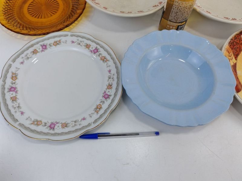 Lotes de Platos y Accesorios - imagen 5