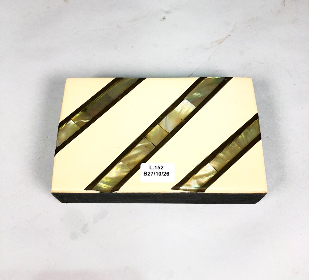 Caja Alhajera Rectangular de Madera con Incrustaciones Nacaradas