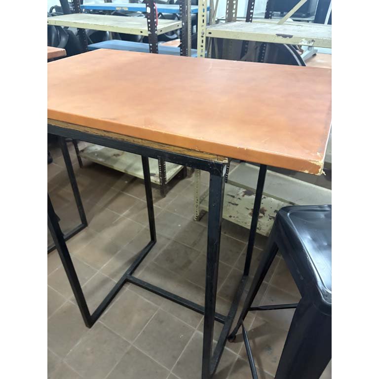 Item 2102595 - Image 1