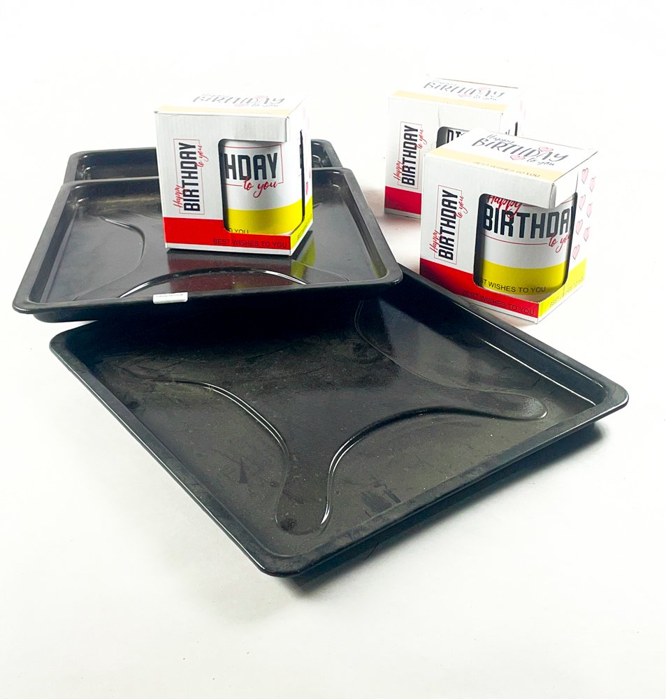 Set de 3 Tazas "Happy Birthday" y 3 Asaderas Negras