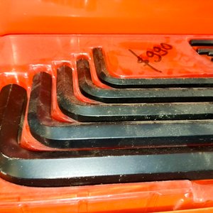 Caja Naranja con 10 Llaves Allen Metálicas - imagen 3