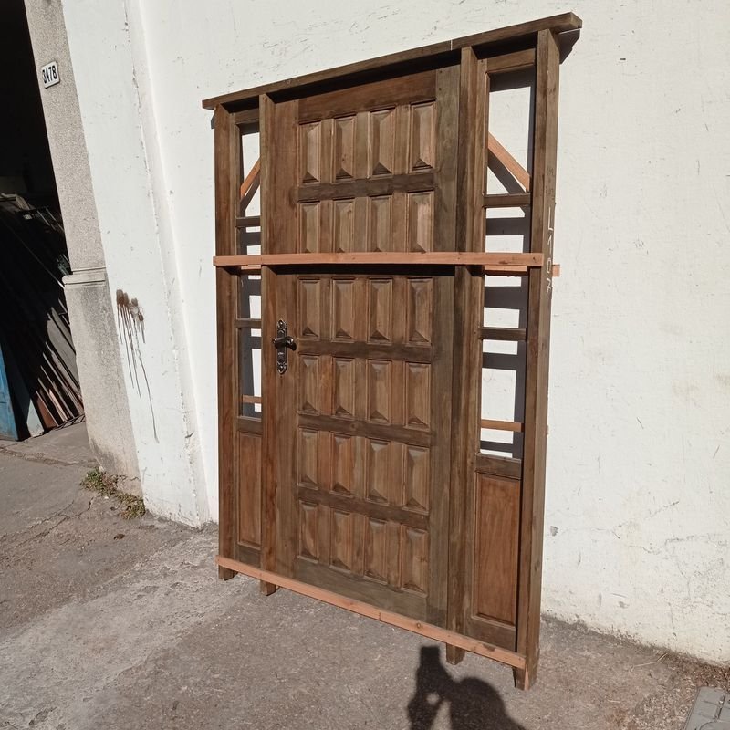 Puerta exterior en madera maciza, con marco y dos paños fijos - imagen 2
