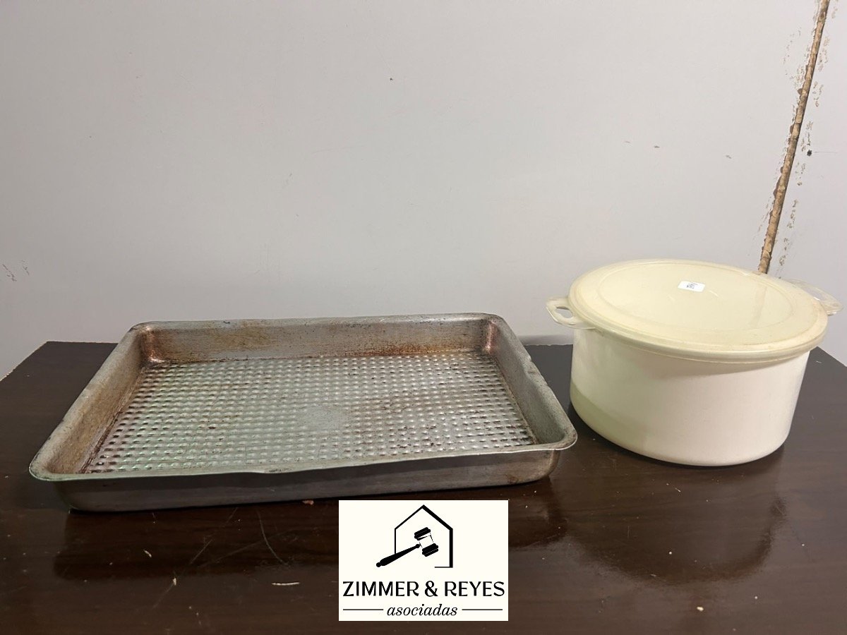 Asadera Metálica con Tapa para Recipiente