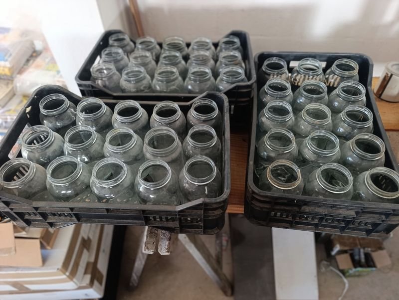 Bolsas de plástico y botellas de vidrio en buen estado - imagen 2