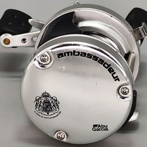 Reel Abu Garcia Ambassadeur 5500S Plateado Sin Uso - imagen 2