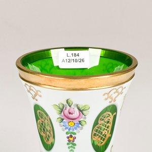 Florero de Cristal Bohemia Pintado a Mano con Detalles Dorados y Verdes - imagen 4