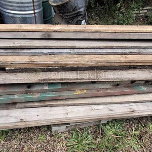 Lote de Barriles Metálicos y Madera para Reciclaje o Proyectos - imagen 3