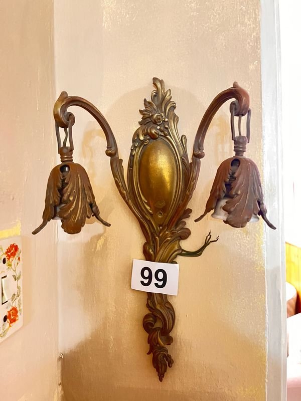 Lote anterior: Bronce sconce con dos brazos