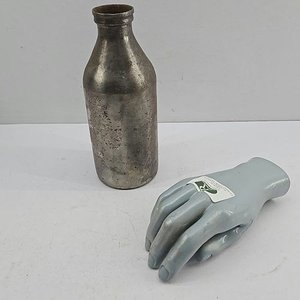 Botella de Leche Alemana Kasdorf Antigua de Metal - imagen 1