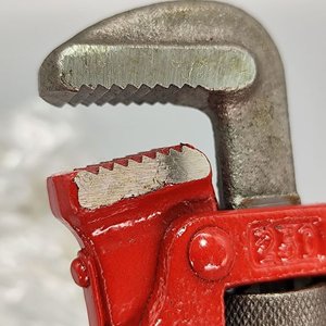Llave de Caño Stilson Roja 10 Pulgadas - imagen 5