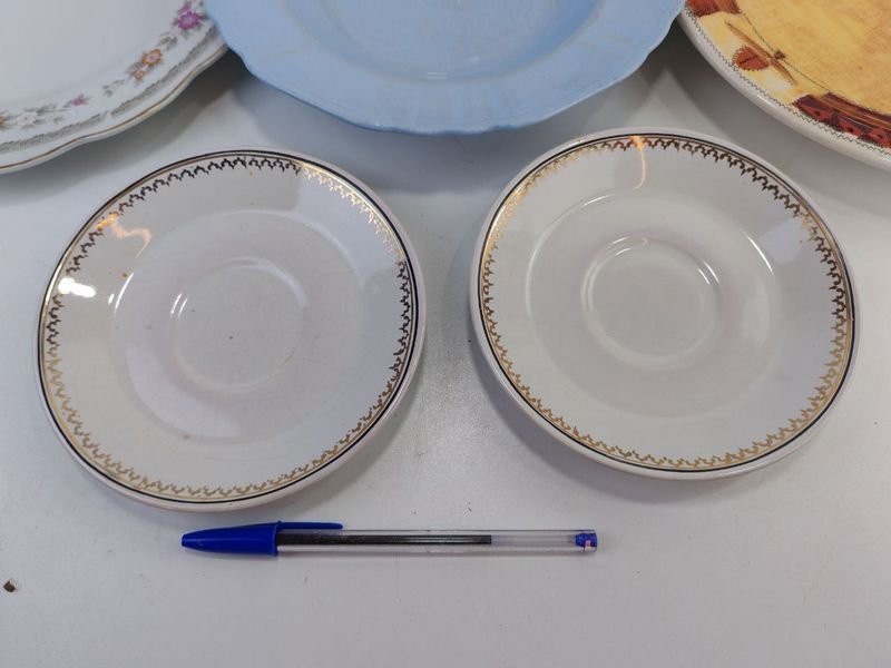 Lotes de Platos y Accesorios - imagen 4