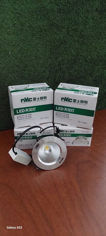 Lote anterior: Luz LED de 4 puntos