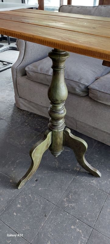 Mesa de centro en madera con diseño antiguo - imagen 5