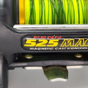Reel Rotativo de Pesca Penn 525 MAG con Freno Magnético y 6 Rulemanes - imagen 2