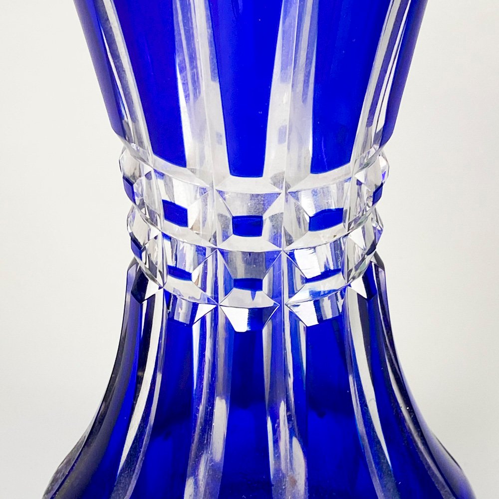 Florero de cristal azul tallado - imagen 2