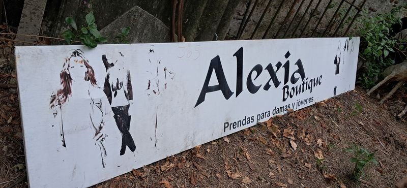 Item 880898 - Image 0