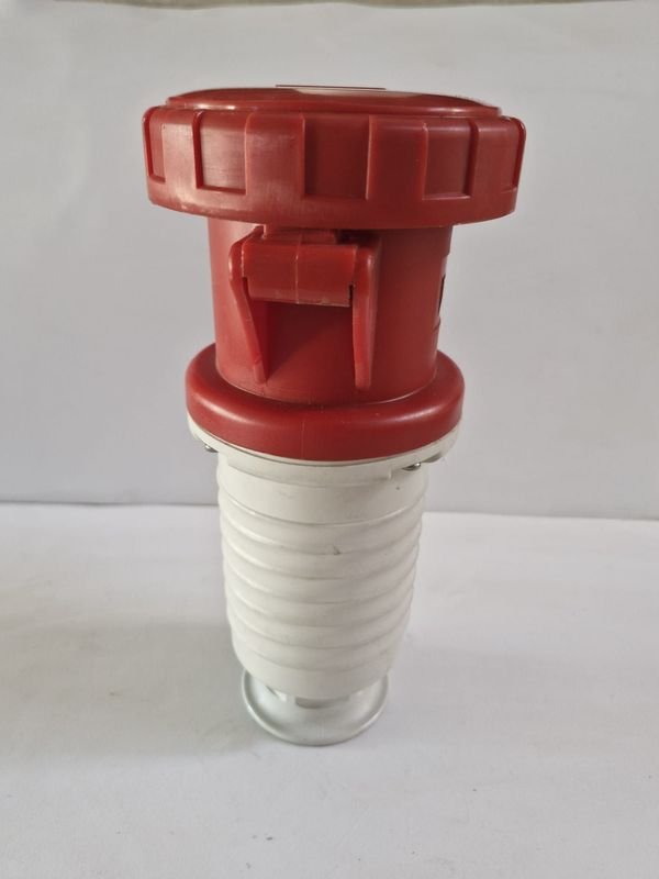 Toma Corriente Industrial Hembra Volante - Accesorios para Vehículos - imagen 3