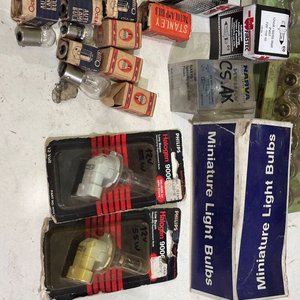 Lotes de Lámparas 12V para Vehículos y Maquinaria - imagen 2