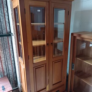 Lote anterior: Cristalero de Madera Maciza Fundamento Nuevo