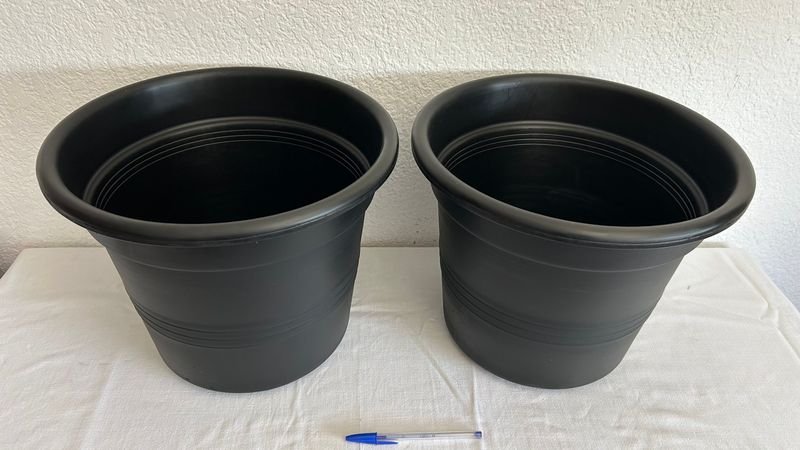 Macetas negras de cerámica - imagen 2